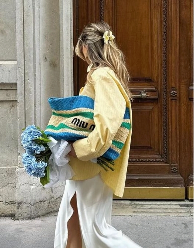 Mellow in Yellow